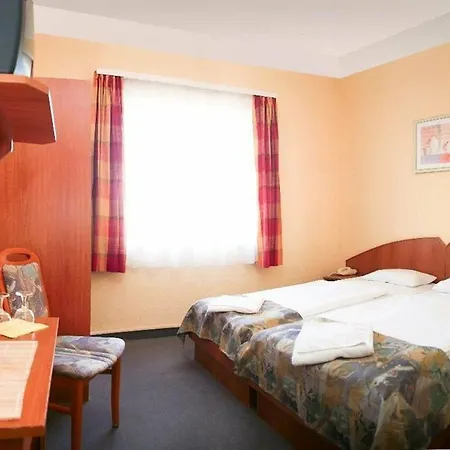 Berlin 3*
